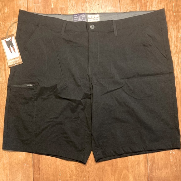 Weatherproof Other - Original Weatherproof Vintage black shorts size 44